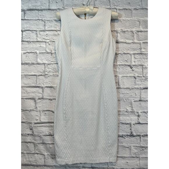 Calvin Klein White Textured Sheath Tank Gold Zipper Stretch tank 8 A594 - Picture 1 of 3